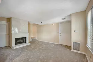 1028 E Crescentville Rd, West Chester, OH 45246 - Photo 21