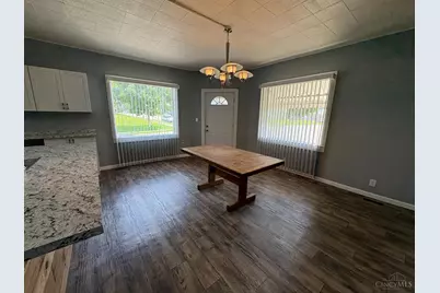653 N E Street, Hamilton, OH 45013 - Photo 3