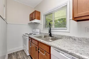 5659 Bramble Ave, Cincinnati, OH 45227 - Photo 5