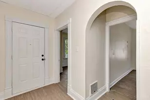 5659 Bramble Ave, Cincinnati, OH 45227 - Photo 7