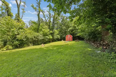 7256 Bernard Avenue, Cincinnati, OH 45231 - Photo 11