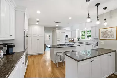 6509 Mariemont Avenue, Mariemont, OH 45227 - Photo 15