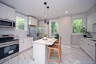 3216 Hackberry St, Cincinnati, OH 45207 - Photo 13