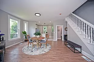 3216 Hackberry St, Cincinnati, OH 45207 - Photo 9