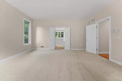9761 Farmstead Drive, Symmes Township, OH 45140 - Photo 15