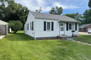 201 Ohio Ave, Trenton, OH 45067 - Photo 3