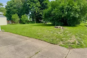 201 Ohio Ave, Trenton, OH 45067 - Photo 5