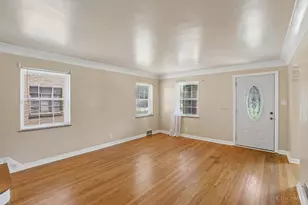 2652 Cedarbrook Dr, Golf Manor, OH 45237 - Photo 5