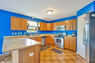 6230 Zoellners Pl, Fairfield Township, OH 45011 - Photo 9