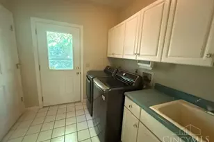 5776 Kensington Ridge Dr, Anderson Township, OH 45230 - Photo 13