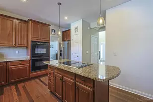 6451 Braewing Ct, Pierce Township, OH 45245 - Photo 13