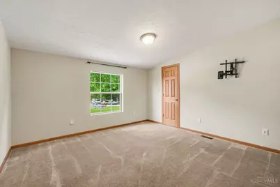 6657 Wizard Of Oz Way, Hillsboro, OH 45133 - Photo 13