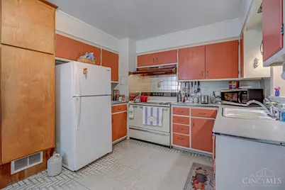 6020 Joseph Drive, Oxford, OH 45056 - Photo 7