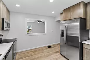 5544 Raceview Ave, Cincinnati, OH 45248 - Photo 17