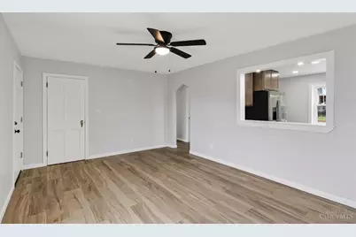 5544 Raceview Avenue, Cincinnati, OH 45248 - Photo 9