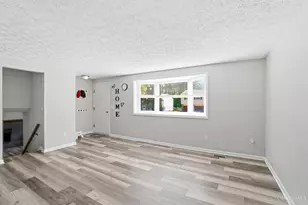 8739 Exeter Pl, Deerfield Township, OH 45039 - Photo 5
