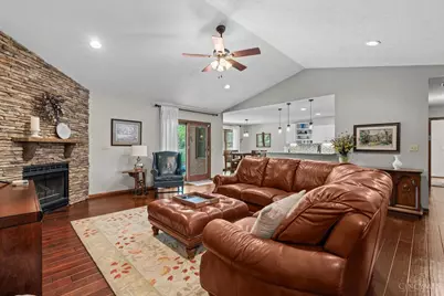 718 Kelly Drive, Wilmington, OH 45177 - Photo 7