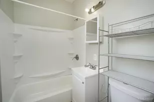 2434 Kenilworth Ave, Norwood, OH 45212 - Photo 9