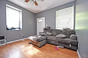 2457 Everglade Pl, Cincinnati, OH 45214 - Photo 7