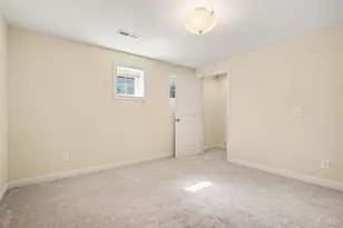 2926 Eden Ave, Cincinnati, OH 45219 - Photo 9
