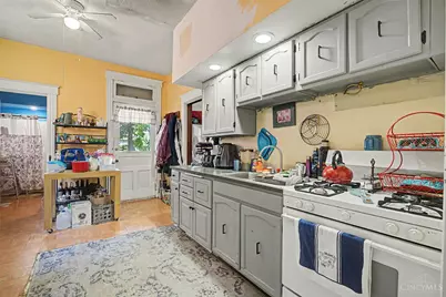 228 Central Avenue, Cincinnati, OH 45215 - Photo 5