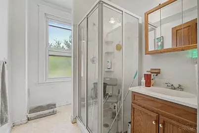 228 Central Avenue, Cincinnati, OH 45215 - Photo 11