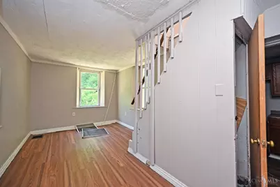 1899 Biegler Street, Cincinnati, OH 45214 - Photo 11