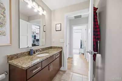 1338 Vine Street, Cincinnati, OH 45202 - Photo 23