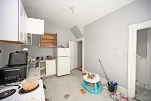 3918 Tappan Ave, Cincinnati, OH 45223 - Photo 7