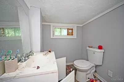3918 Tappan Avenue, Cincinnati, OH 45223 - Photo 13