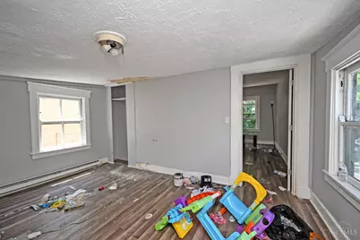 3918 Tappan Avenue, Cincinnati, OH 45223 - Photo 11