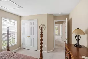 1126 Hayward Cir, Miami Township, OH 45150 - Photo 11