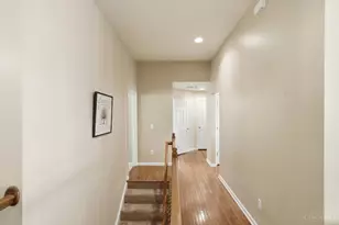 1126 Hayward Cir, Miami Township, OH 45150 - Photo 13