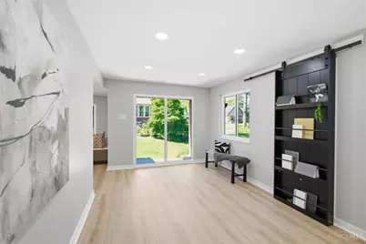 8801 Plainfield Road, Sycamore Township, OH 45236 - Photo 17
