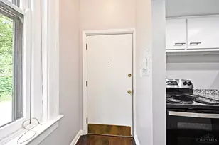 945 Parkside Pl, Cincinnati, OH 45202 - Photo 7
