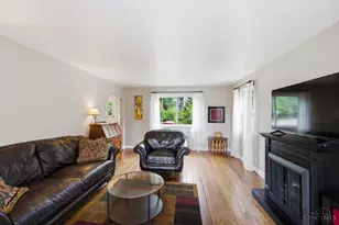 949 Redway Ave, Cincinnati, OH 45229 - Photo 13