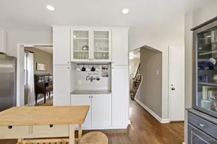 949 Redway Ave, Cincinnati, OH 45229 - Photo 7