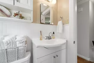 3818 Pocahontas Ave, Mariemont, OH 45227 - Photo 27