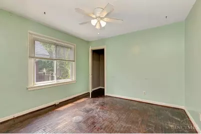 6820 Vinewood Avenue, Cincinnati, OH 45227 - Photo 11