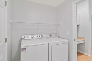 7492 Mansion Cir, Deerfield Township, OH 45040 - Photo 17