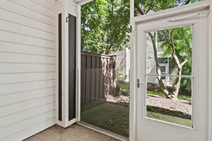 7492 Mansion Cir, Deerfield Township, OH 45040 - Photo 25