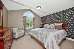 6643 Greenoak Dr, Green Township, OH 45248 - Photo 21