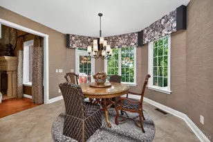 6643 Greenoak Dr, Green Township, OH 45248 - Photo 11