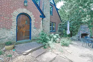 1649 Robinson Cir, Cincinnati, OH 45223 - Photo 3