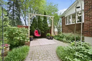 2809 Meigs Ln, Green Township, OH 45233 - Photo 5