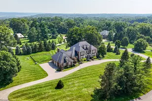 6650 Alberly Ln, Indian Hill, OH 45243 - Photo 3