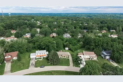 723 Windfield Drive, Miami Township, OH 45140 - Photo 3