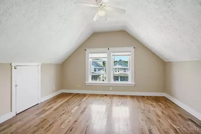 2429 Robertson Avenue, Cincinnati, OH 45212 - Photo 37