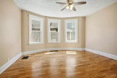 2429 Robertson Avenue, Cincinnati, OH 45212 - Photo 11
