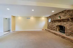 9960 Walnutridge Ct, Symmes Township, OH 45242 - Photo 13